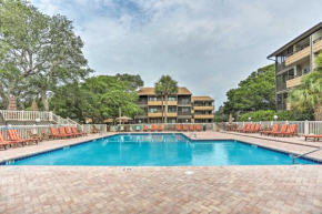 Spectacular Condo with Resort Pool by Singleton Swash